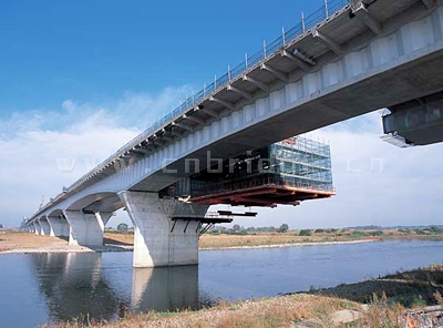 波形鋼腹板橋——日本鬼怒川橋