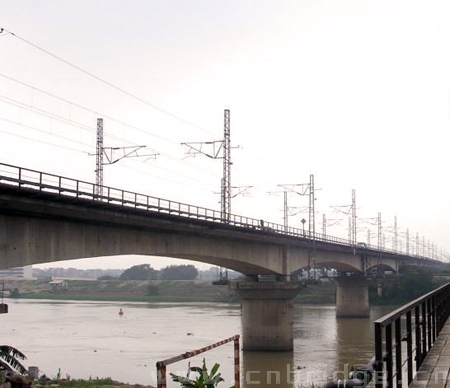 廣深準高速鐵路石龍橋